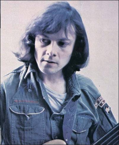 Bassist Percy Jones 1978