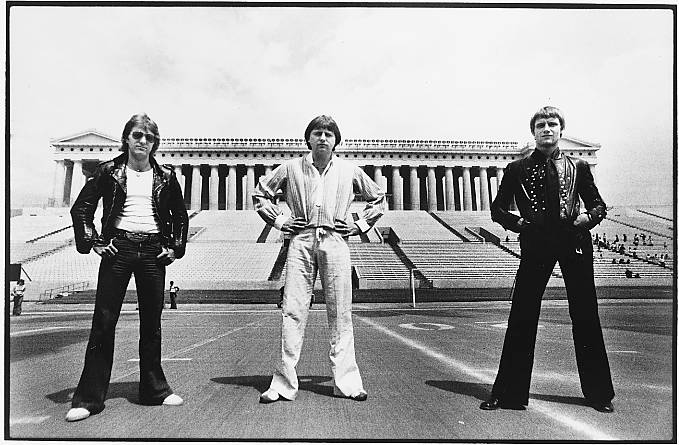 ELP - Works Photo - אמרסון לייק פאלמר - וורקס