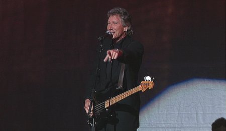 רוג'ר ווטרס בהופעה חיה