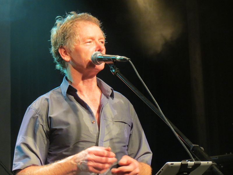 להקת ת'רי פרנדז בישראל - Three Friends in Tel Aviv, Israel; 02-Nov-2012